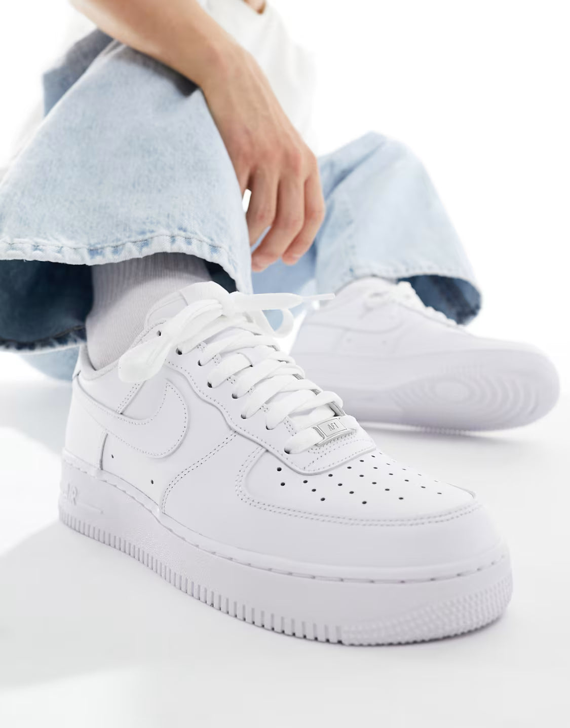 Nike Air Force 1 '07 Trainers in Triple White