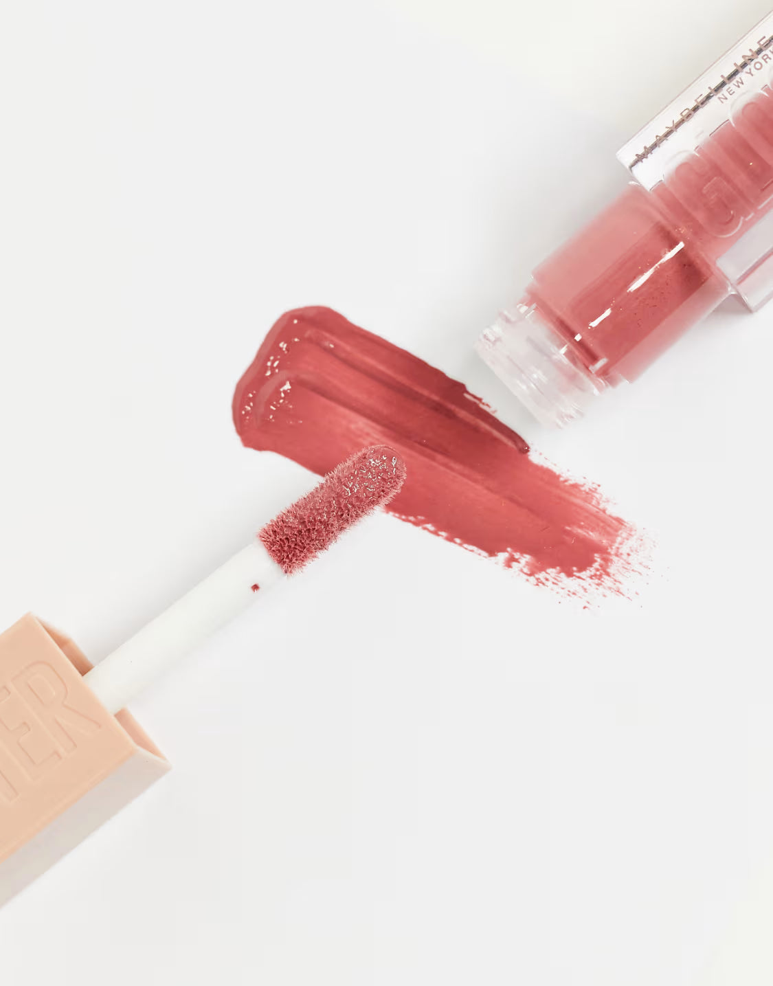 Maybelline Lifter Gloss Hydrating Lip Gloss with Hyaluronic Acid 005 Petal