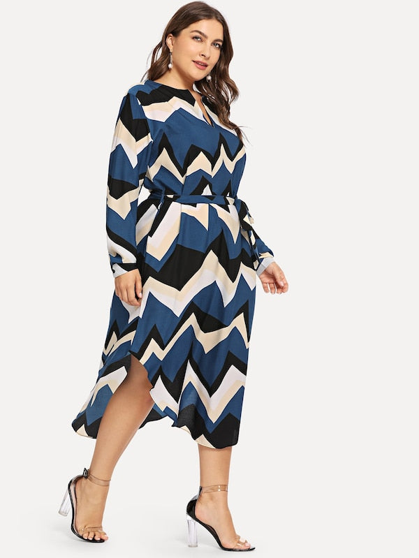 Plus Size V-Cut Neck Chevron Print Dress