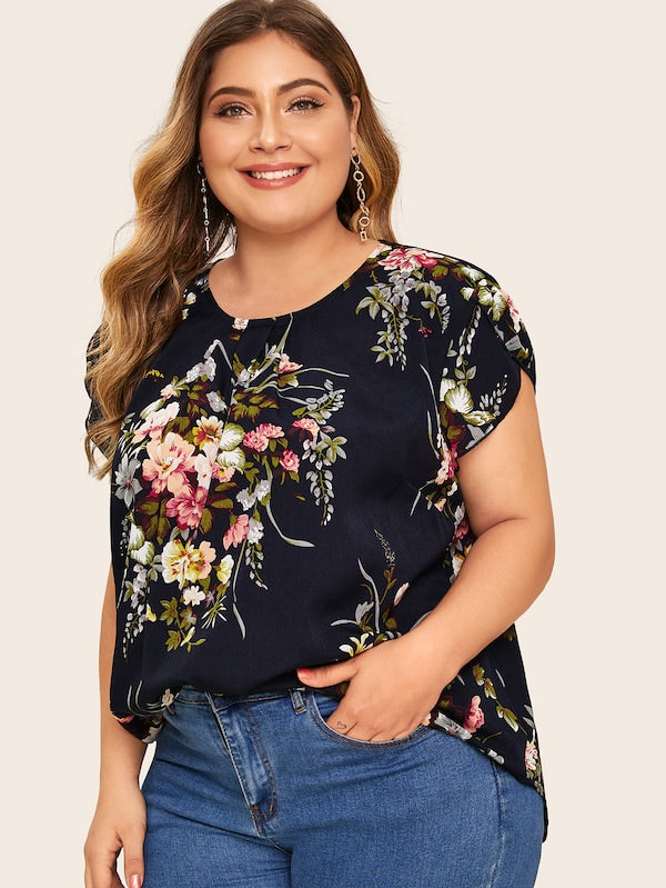 Plus Floral Print Petal Sleeve Curved Hem Top