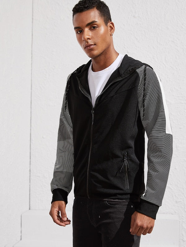 Men Contrast Striped Sleeve Drawstring Hooded Jacket