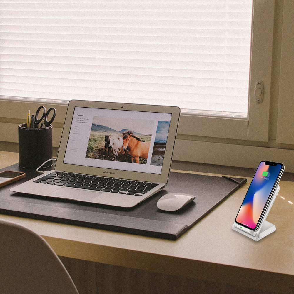 Qi Fast Charging Wireless Charger Stand