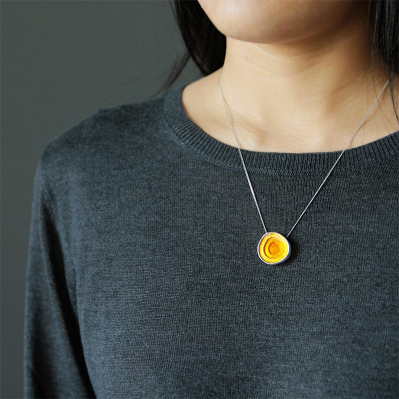 Minimal Round Design Pendant