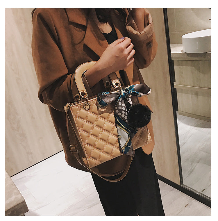 Scarf Fur Ball Lady Tote Bag